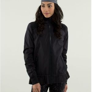 Lululemon Run: Bandit Jacket *Reflective